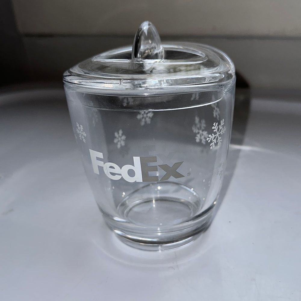 Clear thick Lucite plastic FedEx lidded‎ candy dish with white snowflake design